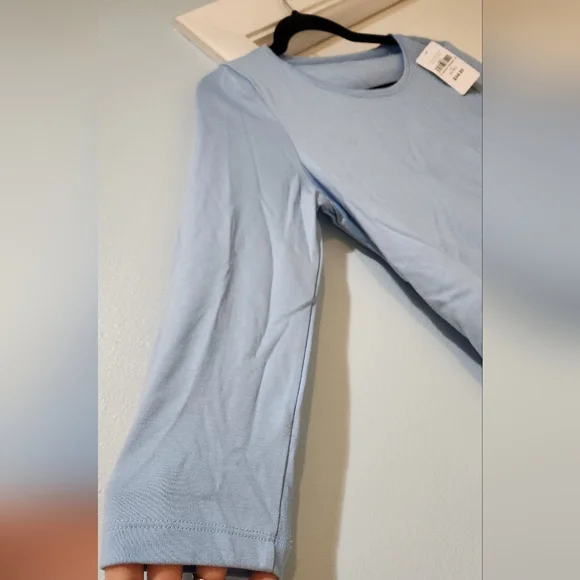 L.L. Bean Women's Light Blue Top, XS-REG - Picture 3 of 6
